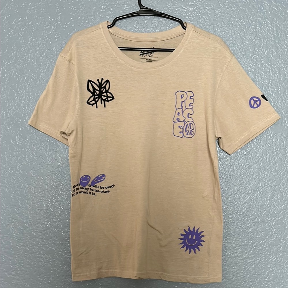 🕊️ Brooklyn Cloth “PEACE” Graphic Tee – Retro Vibes & Uplifting Message